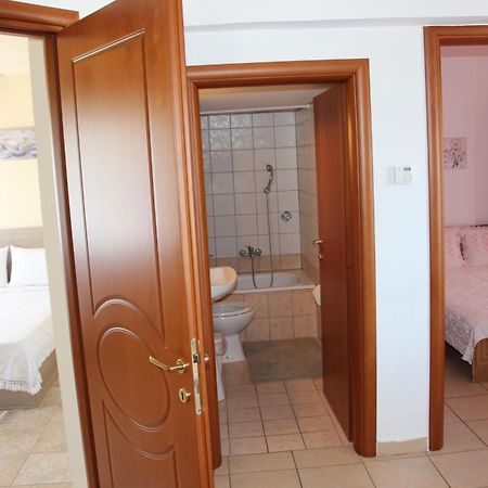 Matina'S Apartments Prínos 部屋 写真